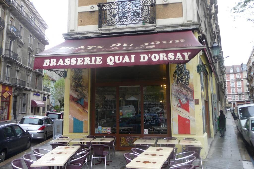 Bel appartement charme ancien dans quartier animé Grenoble Extérieur photo