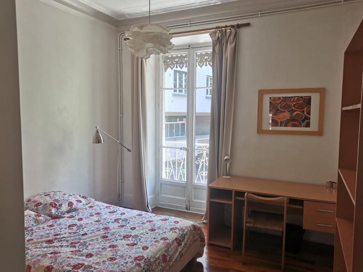 Bel appartement charme ancien dans quartier animé Grenoble Extérieur photo